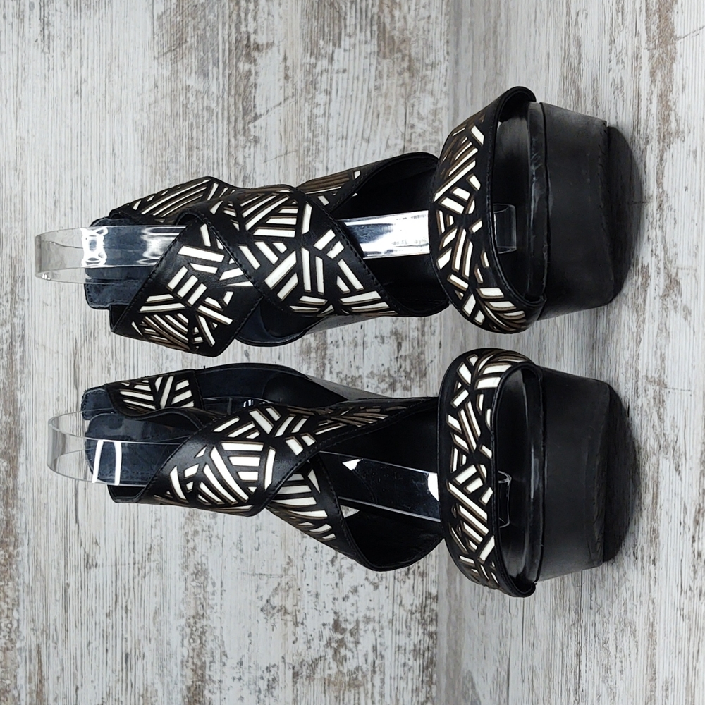 Diane Von Furstenberg Black Cutout Leather Wedge Sandals - Picture 7 of 15